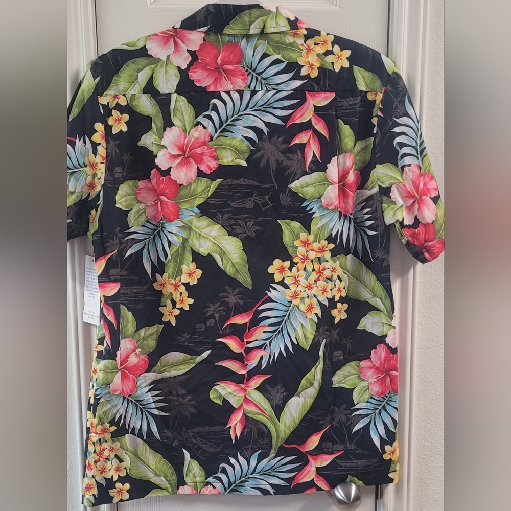 Hawaiian Floral Men's Shirt - Black - Picture 2 of 5